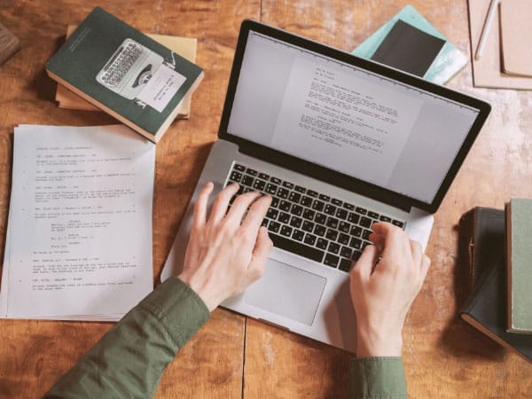 Unterschied Copywriting und Storytelling: Wann du was brauchst